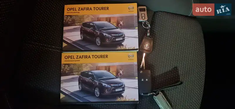 Мікровен Opel Zafira 2012 в Надвірній документ