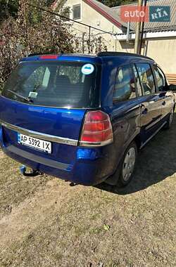 Минивэн Opel Zafira 2005 в 