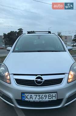 Мінівен Opel Zafira 2006 в Києві