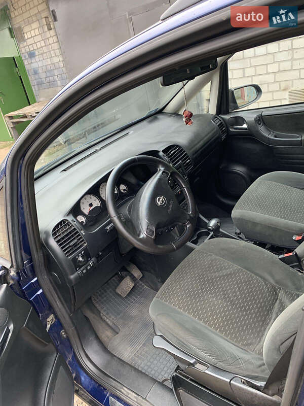 Минивэн Opel Zafira 2004 в Чернигове фото 8 Минивэн Opel Zafira 2004 в Чернигове