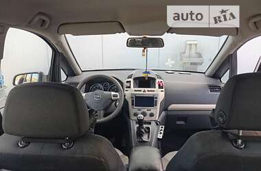 Минивэн Opel Zafira 2008 в Луцке