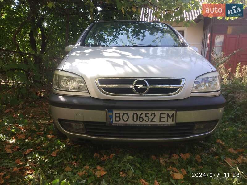 Мінівен Opel Zafira 2003 в Бучачі