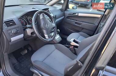 Минивэн Opel Zafira 2006 в Киеве