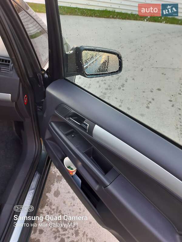 Мінівен Opel Zafira 2009 в Бориславі