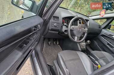 Мінівен Opel Zafira 2009 в Львові