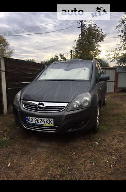 Мінівен Opel Zafira 2011 в Пісочині