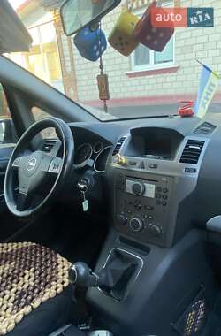 Минивэн Opel Zafira 2006 в Хмельнике