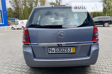 Минивэн Opel Zafira 2009 в Виннице