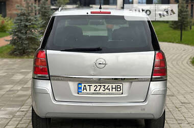 Минивэн Opel Zafira 2007 в Ивано-Франковске