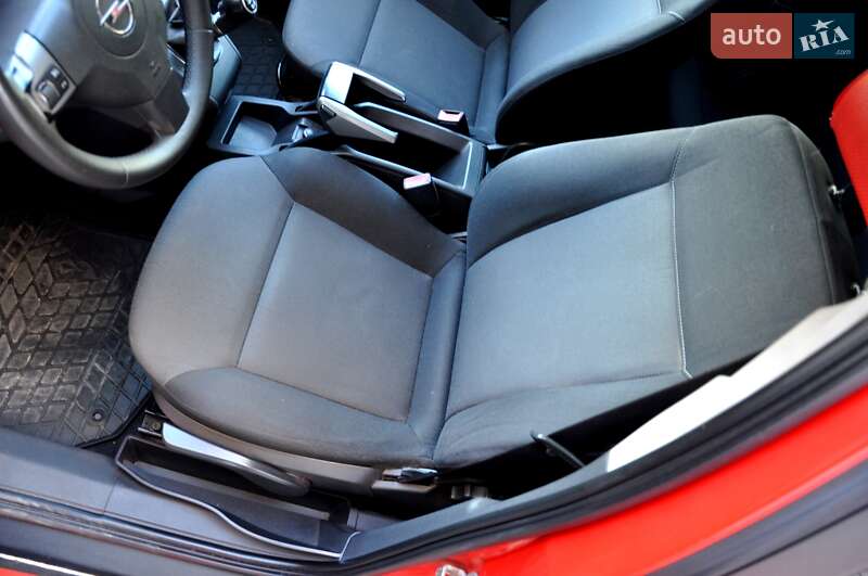 Минивэн Opel Zafira 2006 в Львове