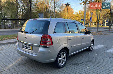 Минивэн Opel Zafira 2009 в Львове