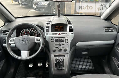 Минивэн Opel Zafira 2006 в Харькове