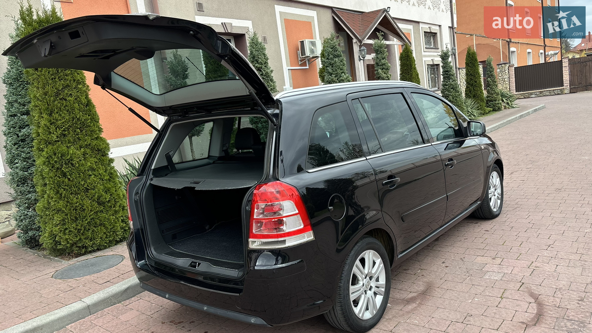 2010 Opel Zafira - мініатюра 22