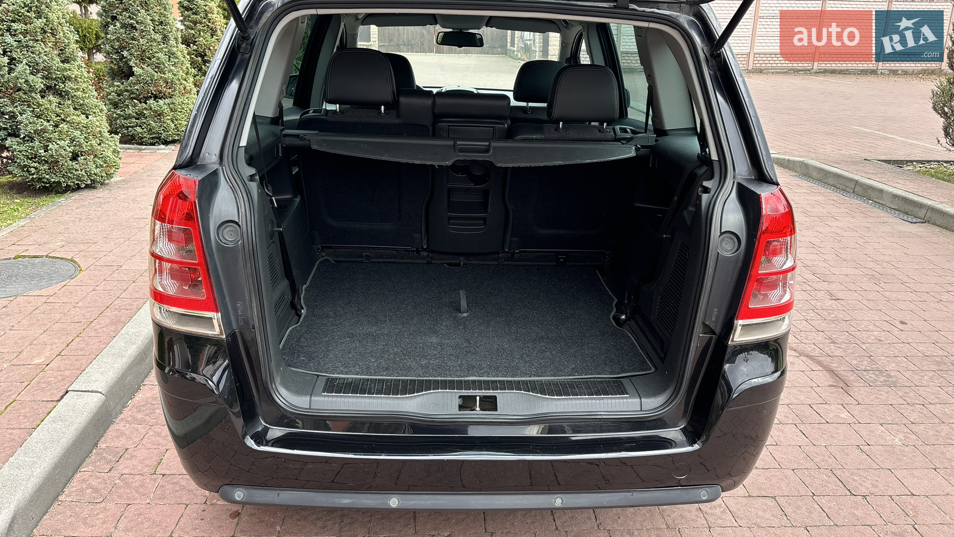 2010 Opel Zafira - мініатюра 27