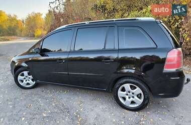 Минивэн Opel Zafira 2006 в 