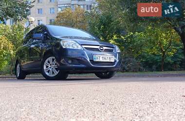 Мінівен Opel Zafira 2010 в Одесі