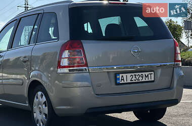 Мінівен Opel Zafira 2009 в Бучі