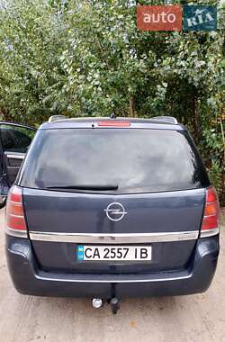 Мінівен Opel Zafira 2005 в Києві