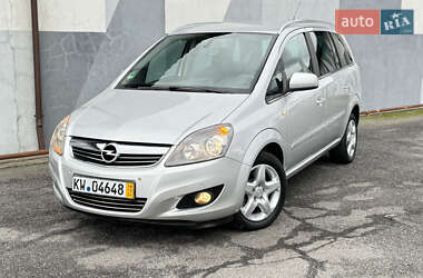 Минивэн Opel Zafira 2011 в Виннице