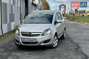 Минивэн Opel Zafira 2011 в Виннице