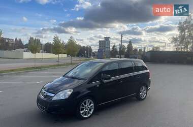 Мінівен Opel Zafira 2010 в Чернігові