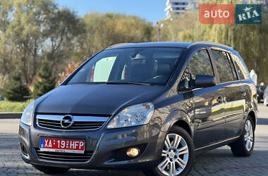 Минивэн Opel Zafira 2011 в Львове