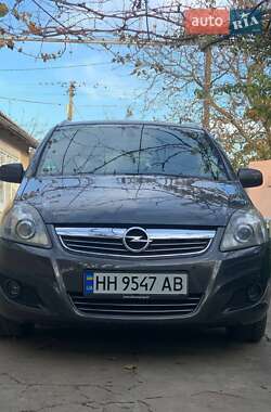 Минивэн Opel Zafira 2010 в Одессе