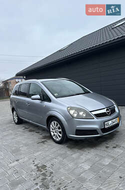 Минивэн Opel Zafira 2008 в Сарнах