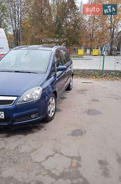 Минивэн Opel Zafira 2007 в Луцке