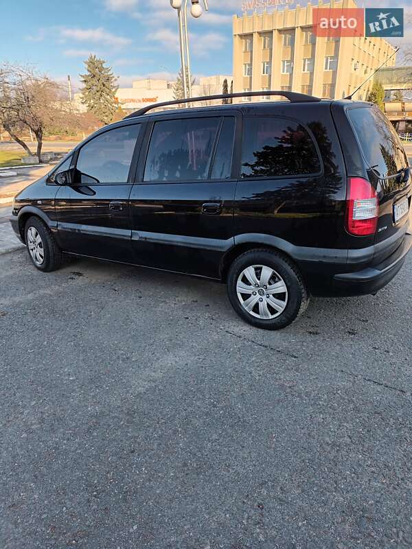 Мінівен Opel Zafira 2003 в Надвірній