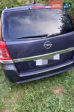 Минивэн Opel Zafira 2008 в 