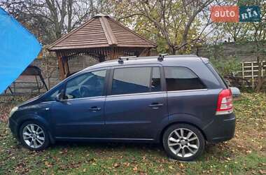 Минивэн Opel Zafira 2008 в 