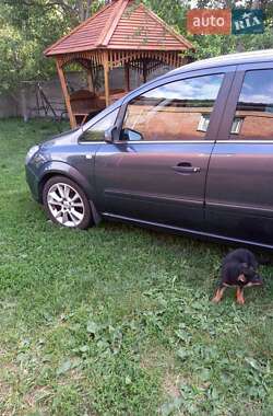 Минивэн Opel Zafira 2008 в 