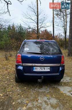 Минивэн Opel Zafira 2006 в Киеве