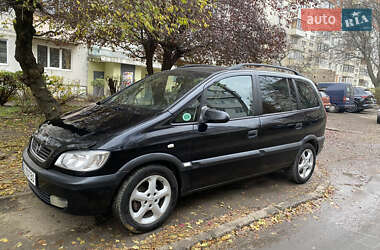 Минивэн Opel Zafira 2002 в Черновцах