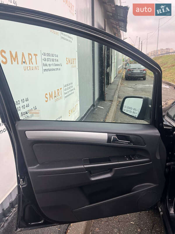 Минивэн Opel Zafira 2012 в Киеве фото 17 Минивэн Opel Zafira 2012 в Киеве