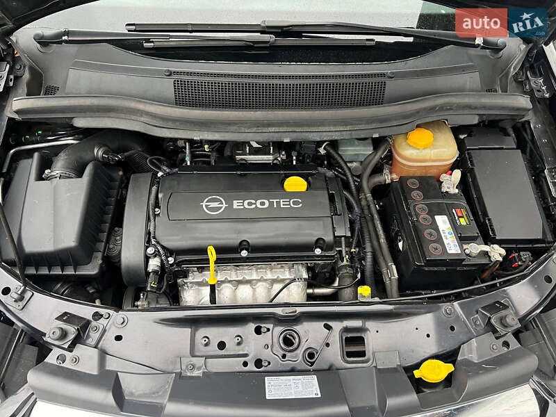 Минивэн Opel Zafira 2012 в Киеве фото 24 Минивэн Opel Zafira 2012 в Киеве