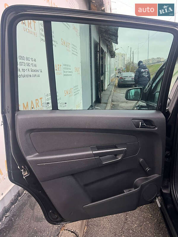 Минивэн Opel Zafira 2012 в Киеве фото 27 Минивэн Opel Zafira 2012 в Киеве