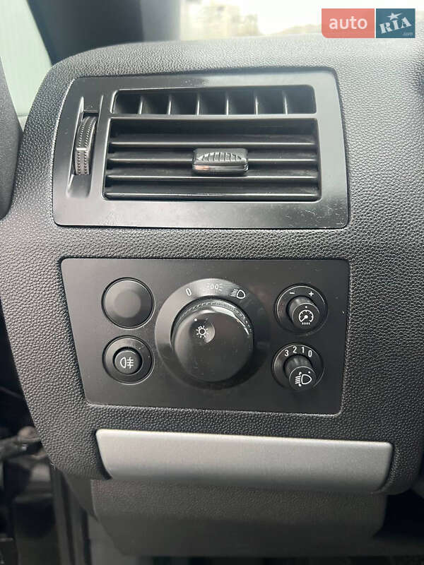 Минивэн Opel Zafira 2012 в Киеве фото 54 Минивэн Opel Zafira 2012 в Киеве