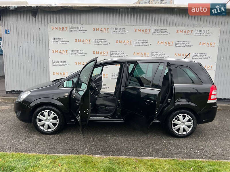 Минивэн Opel Zafira 2012 в Киеве фото 60 Минивэн Opel Zafira 2012 в Киеве