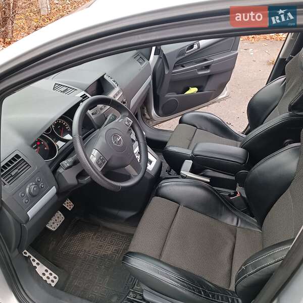 Минивэн Opel Zafira 2007 в Белой Церкви