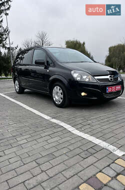 Мінівен Opel Zafira 2013 в Луцьку