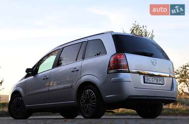 Минивэн Opel Zafira 2006 в Дрогобыче