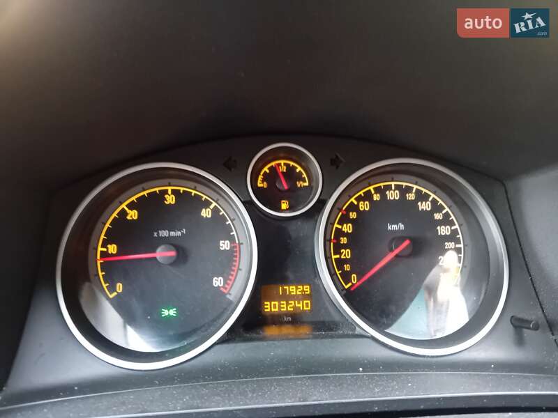 Мінівен Opel Zafira 2007 в Львові