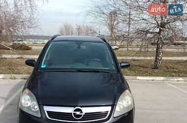 Минивэн Opel Zafira 2005 в Запорожье