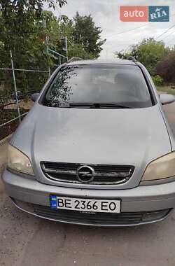 Минивэн Opel Zafira 2002 в Николаеве