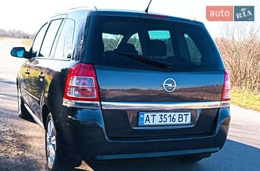 Мінівен Opel Zafira 2012 в Калуші