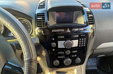 Минивэн Opel Zafira 2009 в 
