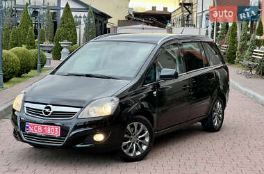 Минивэн Opel Zafira 2010 в Стрые