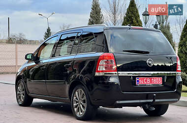 Минивэн Opel Zafira 2010 в Стрые